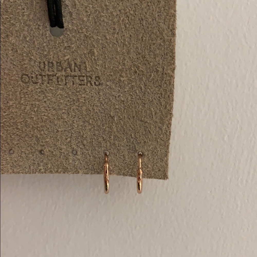 gold earrings from urban outfitters